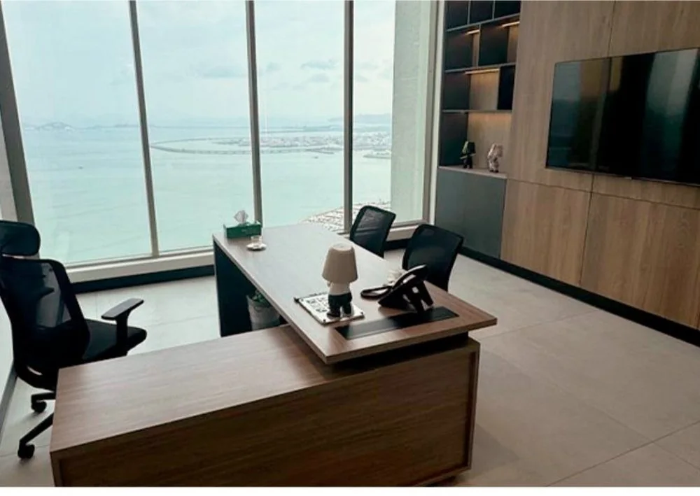 Office interior from Panama opportunity materials, illustrating a commercial setting